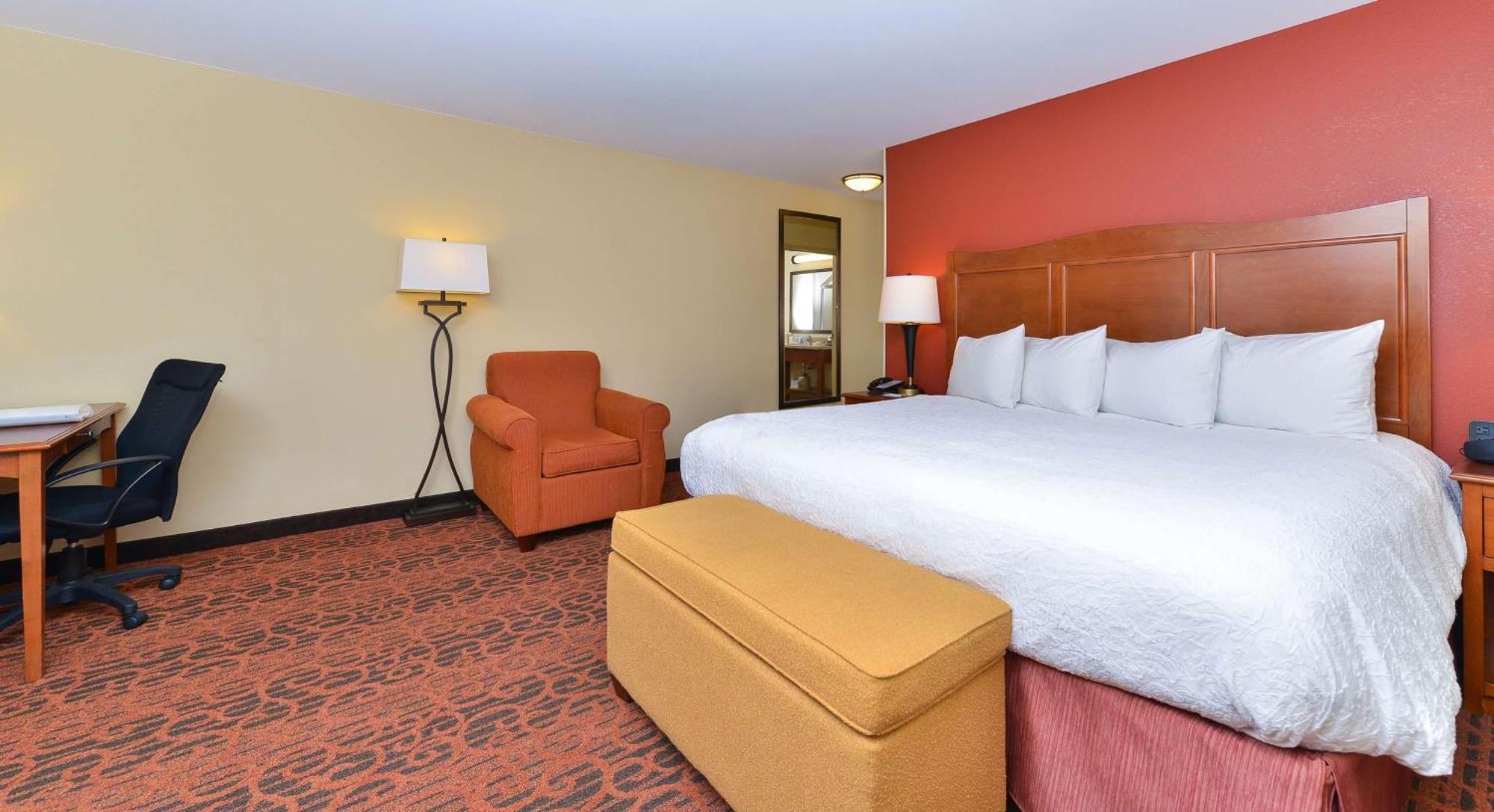 Hampton Inn Clinton Exterior photo