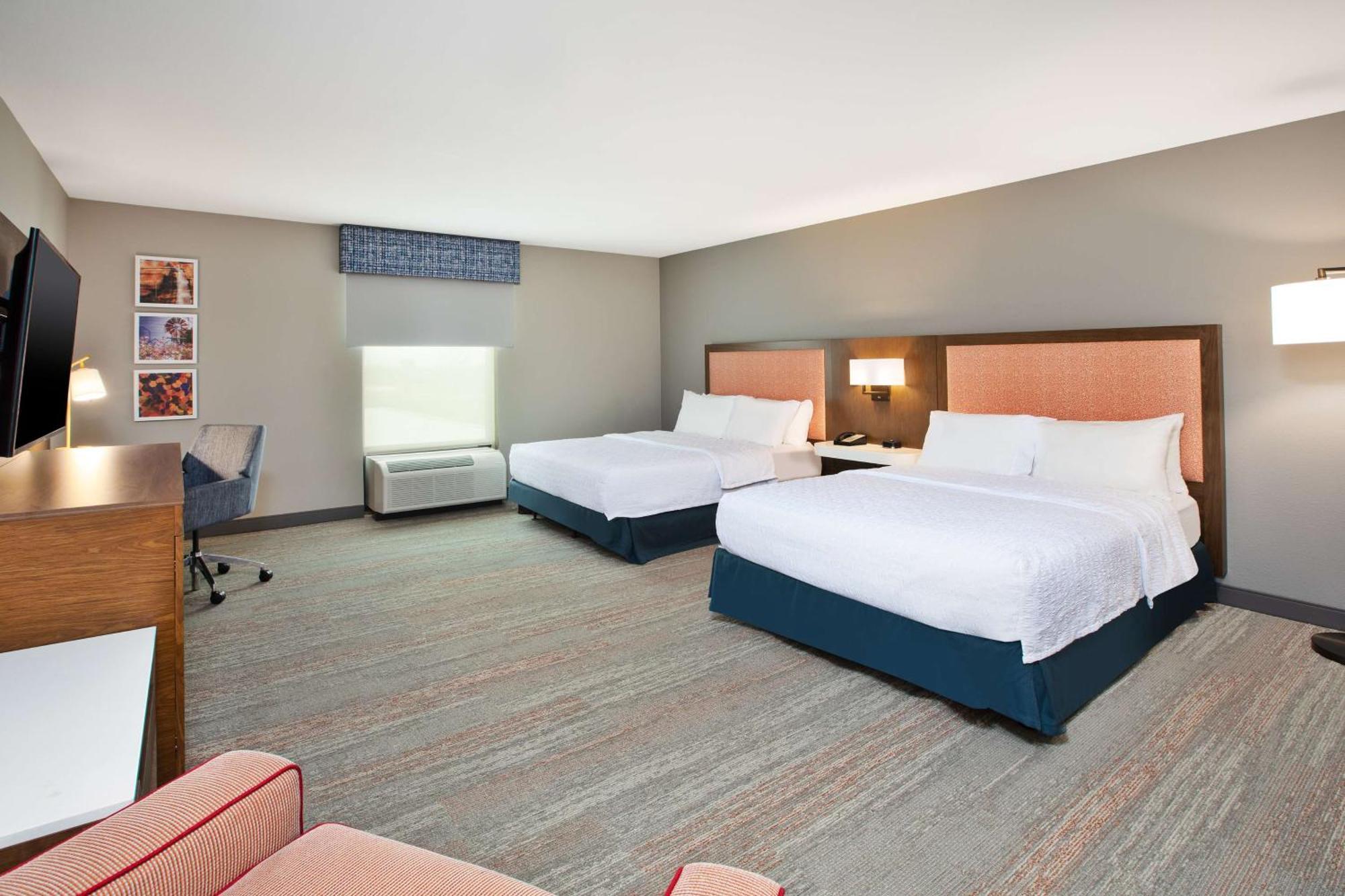 Hampton Inn Clinton Exterior photo