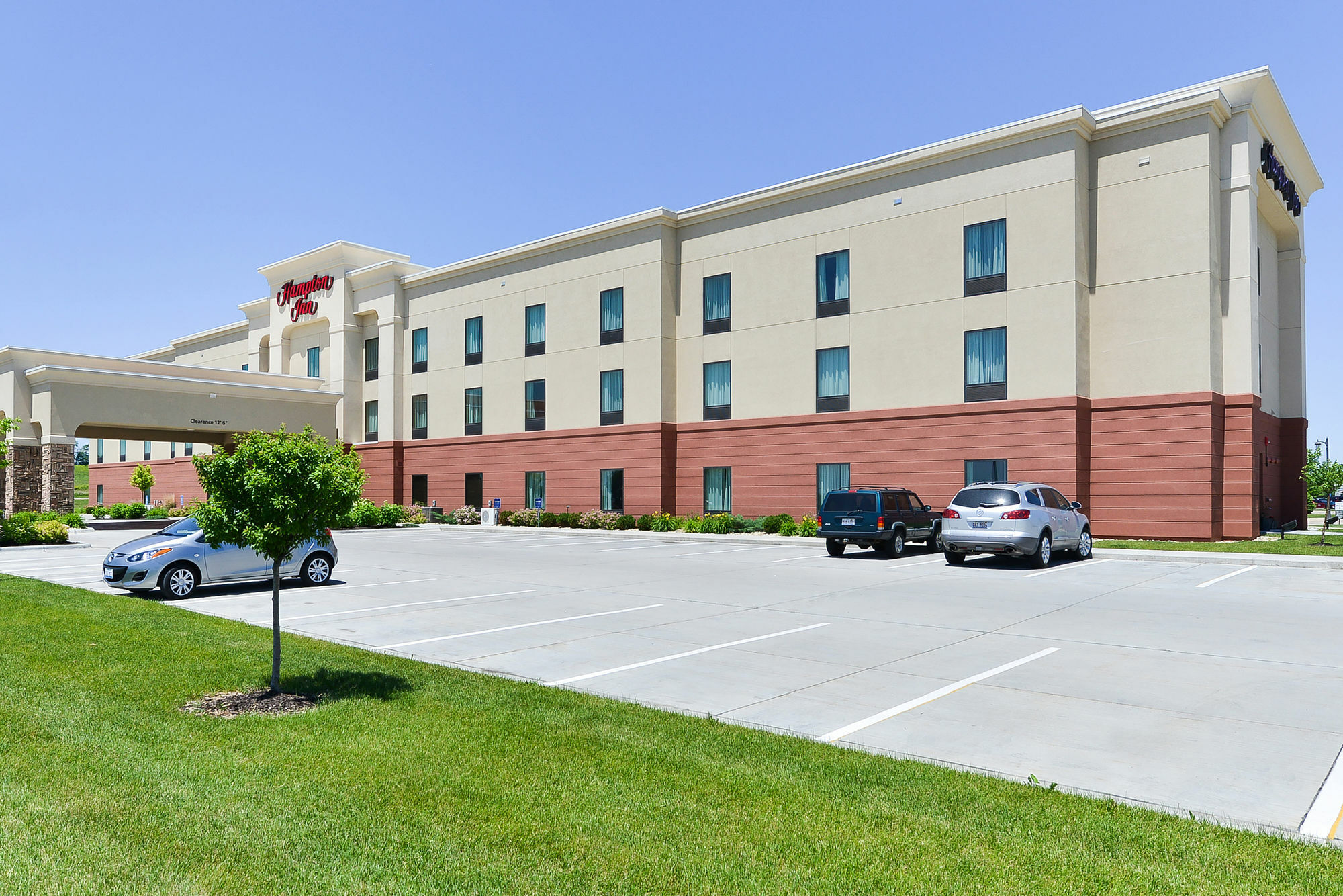 Hampton Inn Clinton Exterior photo